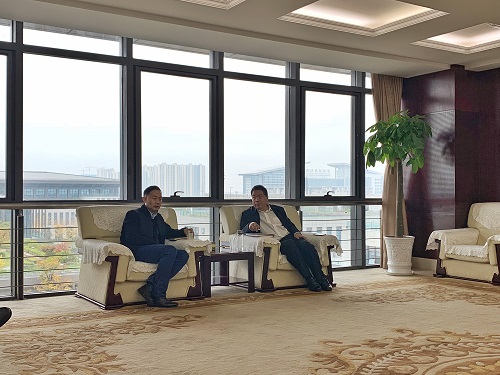 1541643668588892H42J.jpg ¼¯ÍŹ«Ë¾Ïòµ¼°Ý»áãã¶«¹Üί»áÈÏÕæÈË.JPG