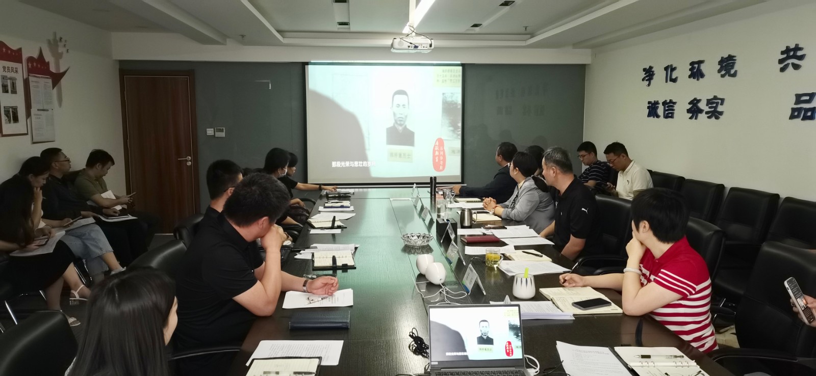 16876558731200181Oib.jpg ´óÇØ.jpg