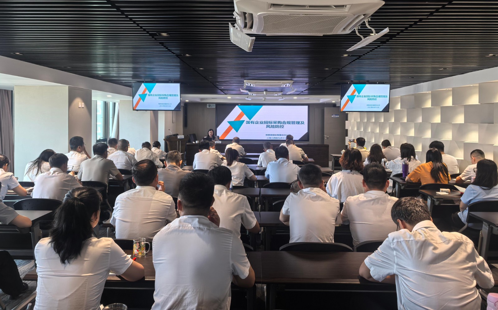 1726287165465952tTjb.jpg ÏÖ³¡Í¼2.jpg