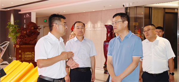 1752199269540816hMBH.jpg ÕÕÆ¬2_¸±±¾.jpg